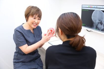 プラチナプロバイダーの資格を持つ女性歯科医師によるマウスピース矯正